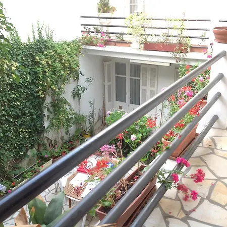 Maison Notre Dame De La Treille Gasthuis 3*