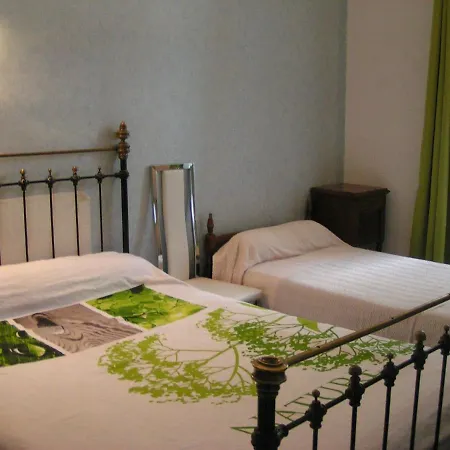 Maison Notre Dame De La Treille لورد