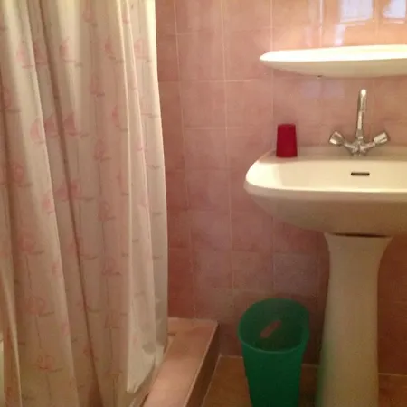 Maison Notre Dame De La Treille 3* لورد