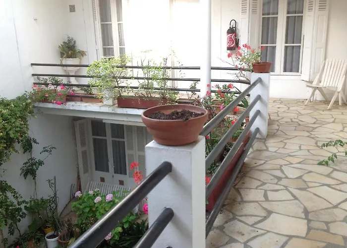 Maison Notre Dame De La Treille Lourdes